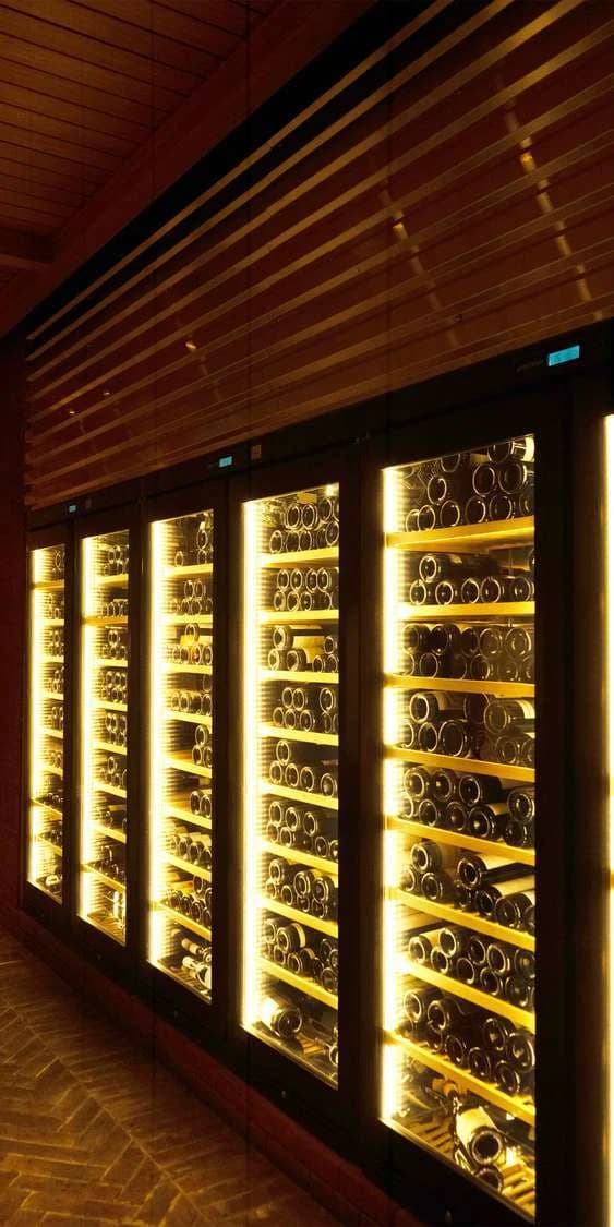 Wine refrigeration display